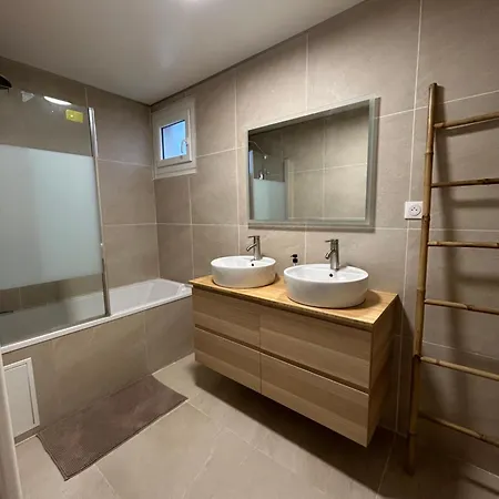 - La Defense Appartement Bezons